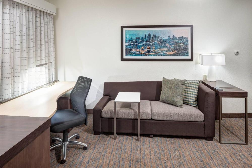 Queen Studio with Sofa Bed interior